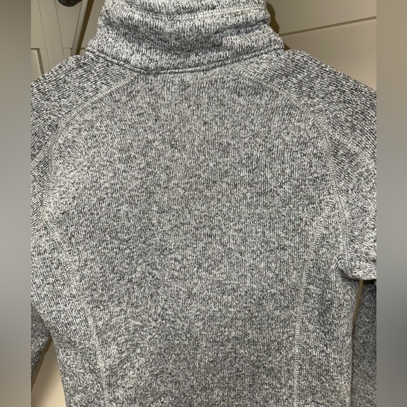 Women’s Small Gray Patagonia Fleece - Picture 4 of 12